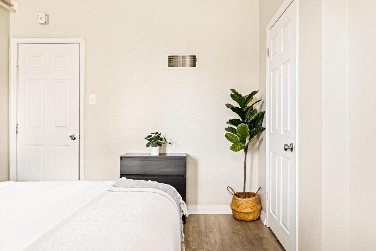 Stylish City Retreat - King Beds - Walk To Sloans Lake DEN 外观 照片